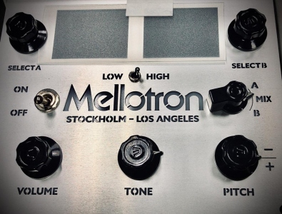 Mellotron M4000D Mini