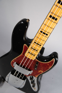 Fender Custom Shop Time Machine Journeyman 1968 Jazz Bass Relic Aged Black