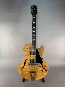 Gibson ES 175 figured top Usata