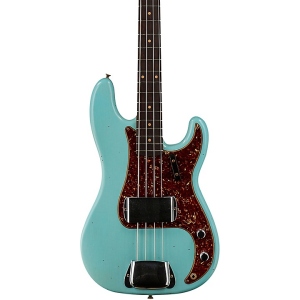 Fender 63 Precision Bass Journeyman Relic Aged Daphne Blue