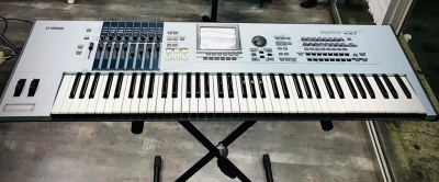 YAMAHA MOTIF XS7 USATO