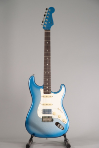 Fender Limited Edition American Showcase Stratocaster HSS Sky Burst Metallic