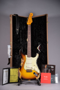 Fender Custom Shop 61 Stratocaster Heavy Relic 3 Color Sunburst