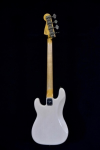 Fender 1959 Journeyman Relic Precision Bass Aged White Blonde