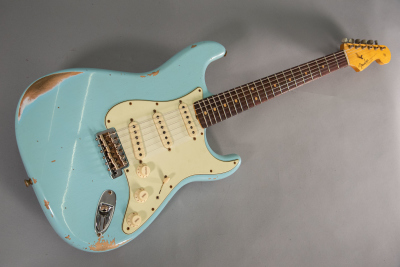 Fender Custom Shop Built 1963 Stratocaster Heavy Relic Faded Aged Daphne Blue