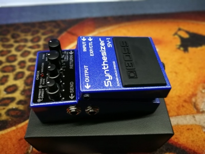 Boss Sy-1 Synthesizer  Pedale Effetto