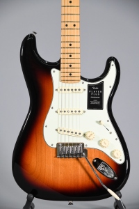 Fender Player Plus Stratocaster 3 Color Sunburst