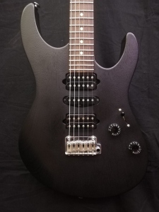 Suhr Modern satin black 2015 usata