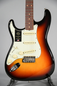 Fender American Vintage II 1961 Stratocaster 3 Color Sunburst Left Hand