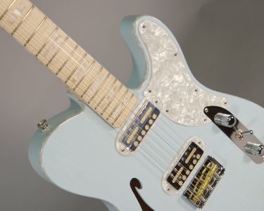 Fender Parallel Universe Vol II Tele Magico Transparent Daphne Blue