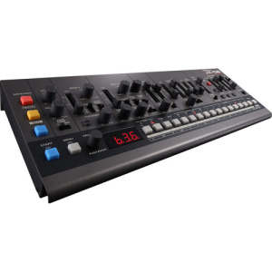 Roland Jx-08 Synth