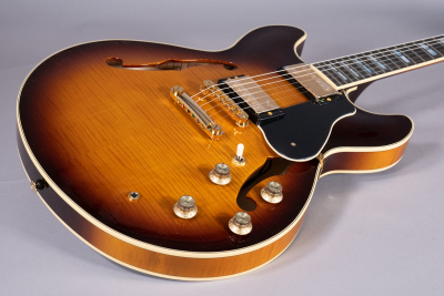 Yamaha Sa2200 Brown Sunburst con Custodia