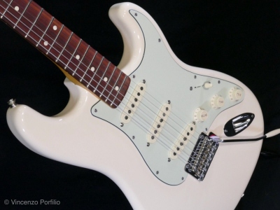 Fender Vintera 60S Stratocaster Modified Pau Ferro Olimpic White