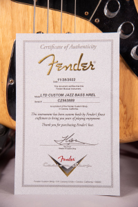 Fender Custom Shop Jazz Bass Heavy Relic Aged Natural Limited Edition