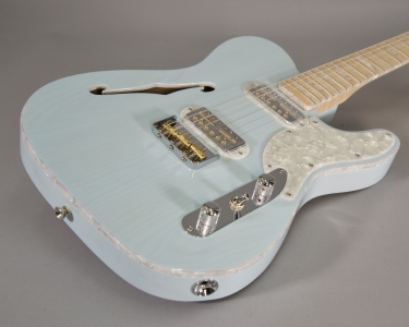 Fender Parallel Universe Vol II Tele Magico Transparent Daphne Blue