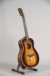 Taylor GTK21E Chitarra Acustica Elettrificata