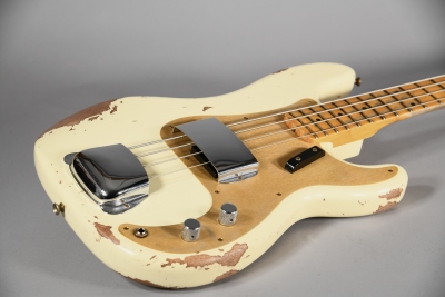 Fender Custom Shop 58 Precision Bass Heavy Relic Maple Neck Vintage White