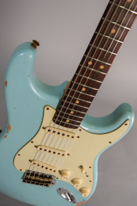 Fender Custom Shop Built 1963 Stratocaster Heavy Relic Faded Aged Daphne Blue