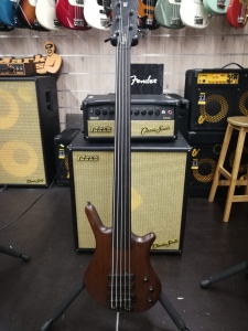 Warwick Thumb Fretless 5 BO Usato