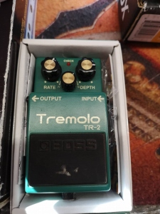 boss tremolo Tr2 usato