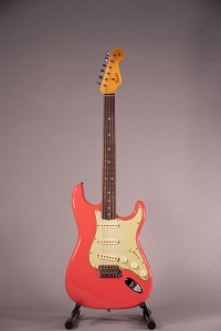 Fender 64 Custom Shop Stratocaster Journeyman Relic Faded Aged Fiesta Red