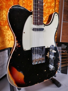 Fender Custom Shop 1960 Telecaster Heavy Relic Aged Black over Chocolate