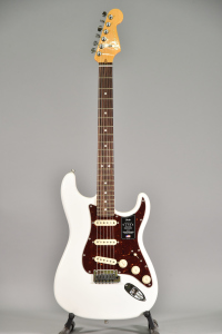 Fender American Ultra Stratocaster Artic Pearl