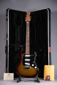 Musicman Cutlass HT SSS Showtime