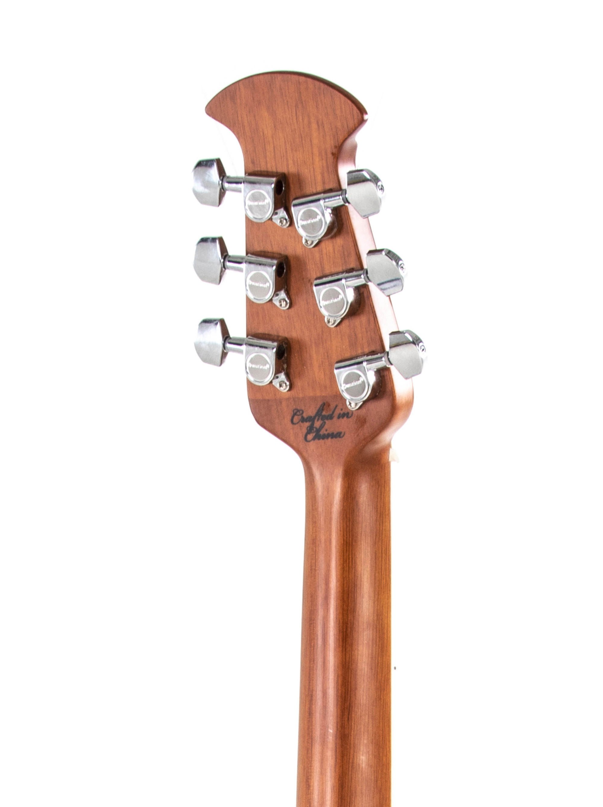 Ovation Celebrity Traditional Plus CS28P Super Shallow