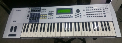 YAMAHA MOTIF ES6 USATO