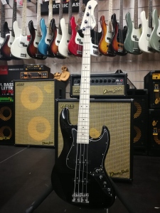 SADOWSKY METRO EXPRESS MV4 BLACK CON CASE