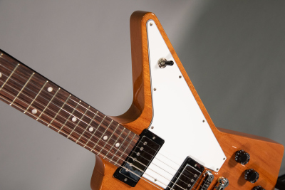 Gibson Explorer Antique Natural