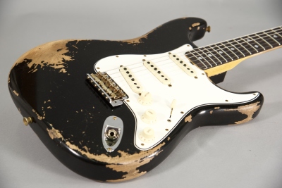 Fender Custom Shop 1967 Stratocaster Heavy Relic Aged Black