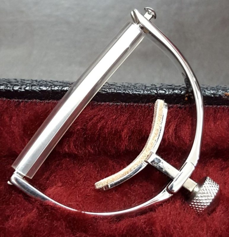 Elliott Capos Guitar Hybrid Capo 1 11/16 Top Bar 2.000