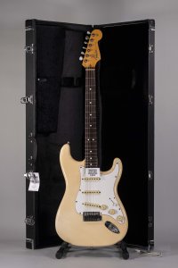 FENDER STRATO AMER. STD USATA