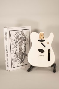 Fender Corpo Road Worn 50's Telecaster SS in Ontano White Blonde