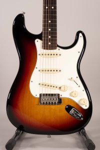 FENDER STRATOCASTER  AM PRO II USATA