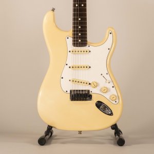 FENDER STRATO AMER. STD USATA