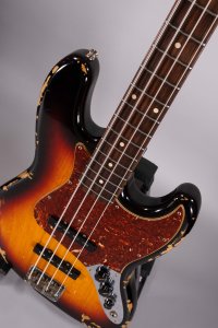 fender jazz 64 custom shop h.relic usato