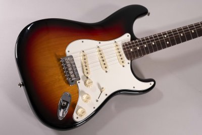 FENDER STRATOCASTER  AM PRO II USATA