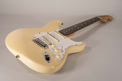 FENDER STRATO AMER. STD USATA