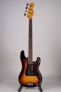 Fender American Vintage II 1960 Precision 3-Color Sunburst