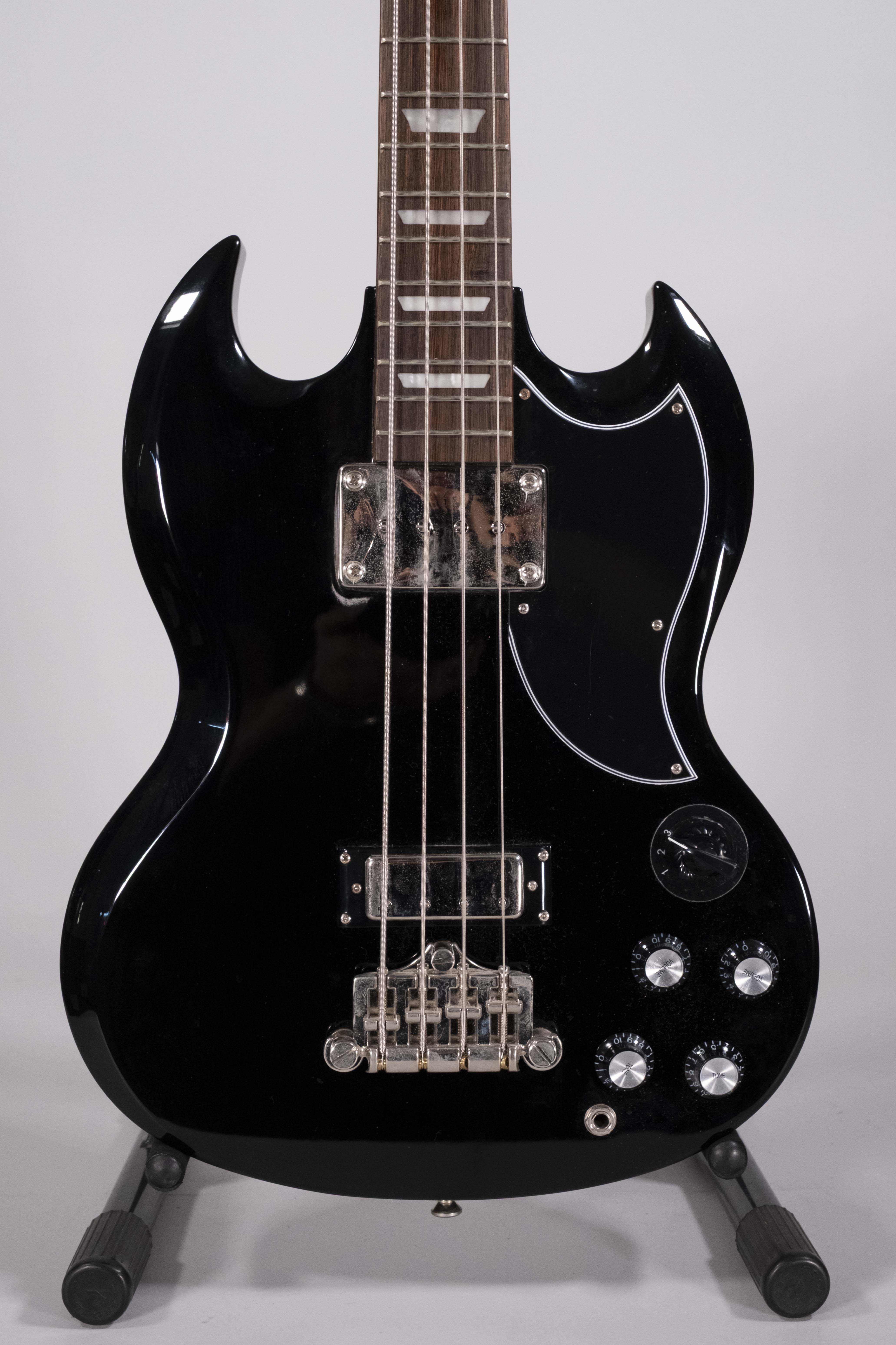 epiphone eb3 usato