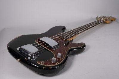 Fender Custom Shop Limited `62 Precision Bass Relic Aged Black