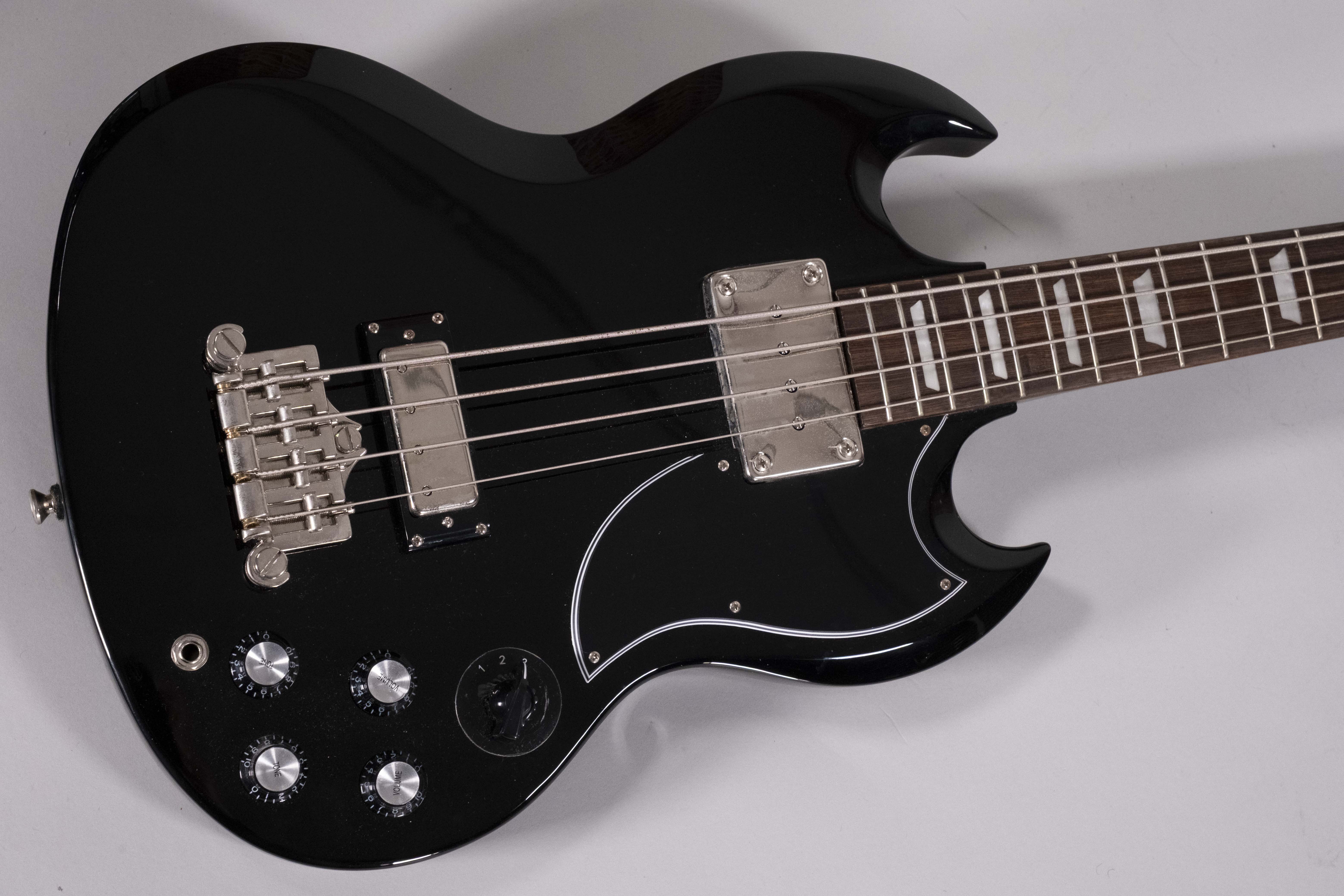 epiphone eb3 usato