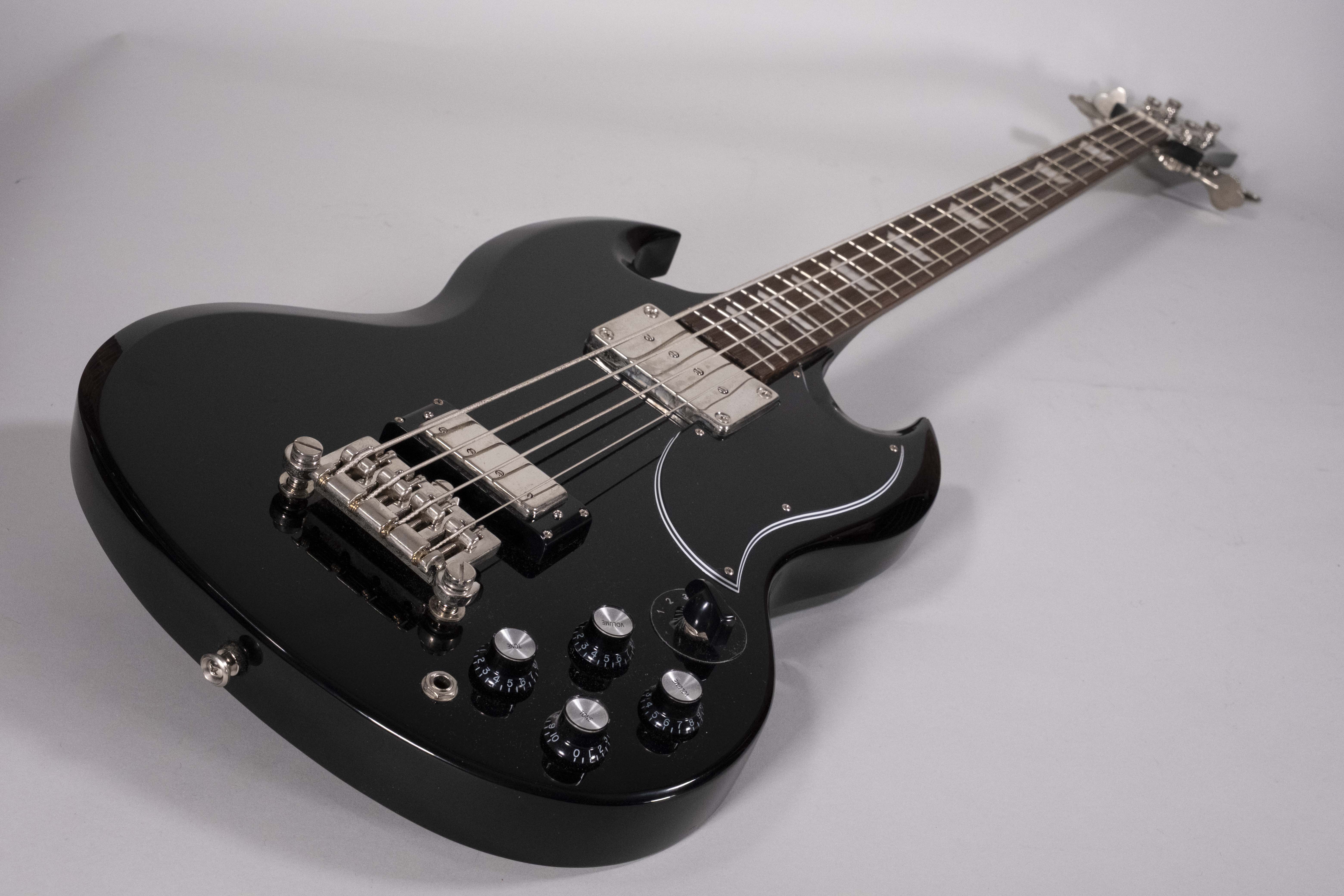 epiphone eb3 usato