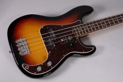 Fender American Vintage II 1960 Precision 3-Color Sunburst