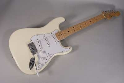 fender strato standard usata