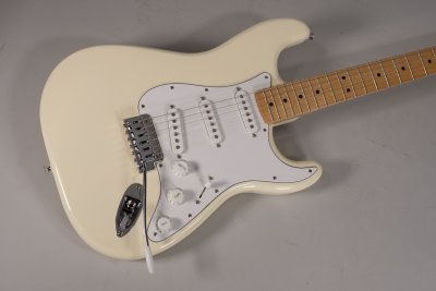 fender strato standard usata