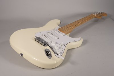 fender strato standard usata